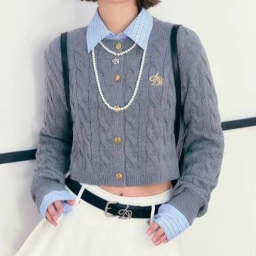 刺繍入りカーディガントップス 9001232