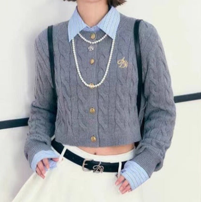 刺繍入りカーディガントップス 9001232